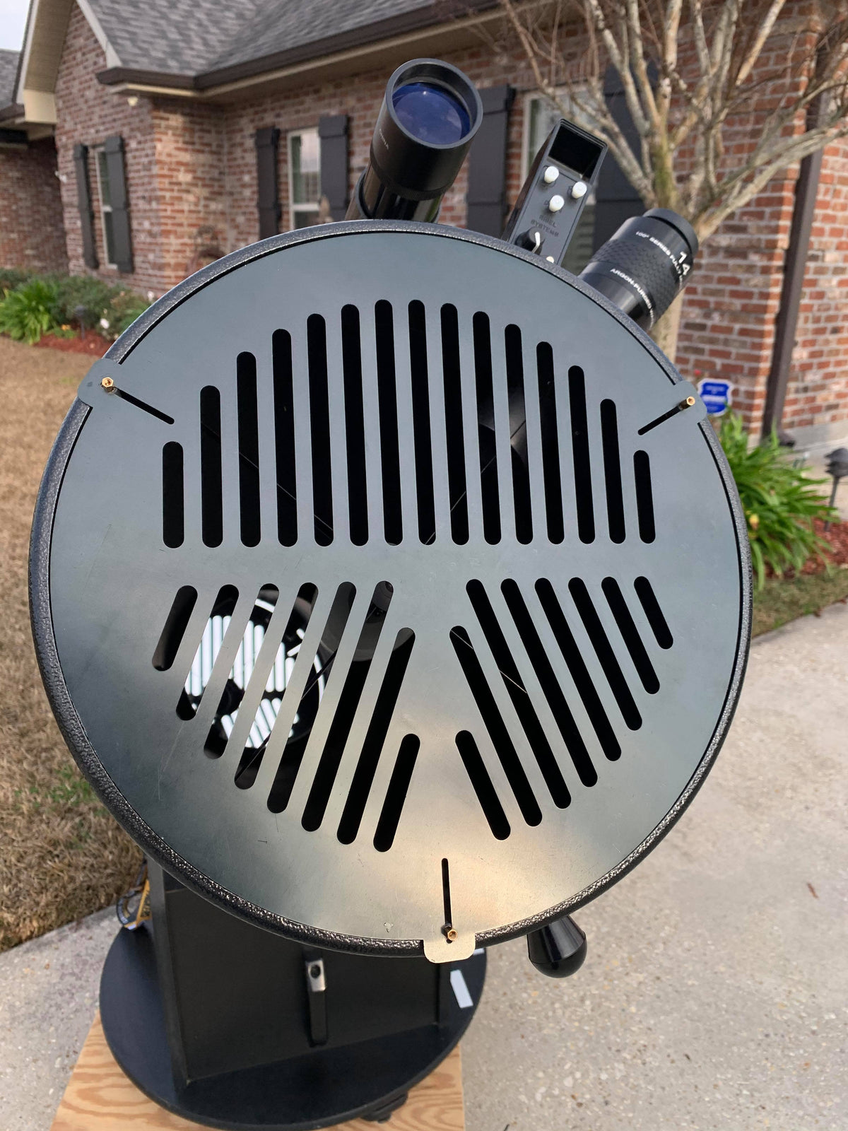 12-inch telescope Bahtinov focus mask for astrophotography