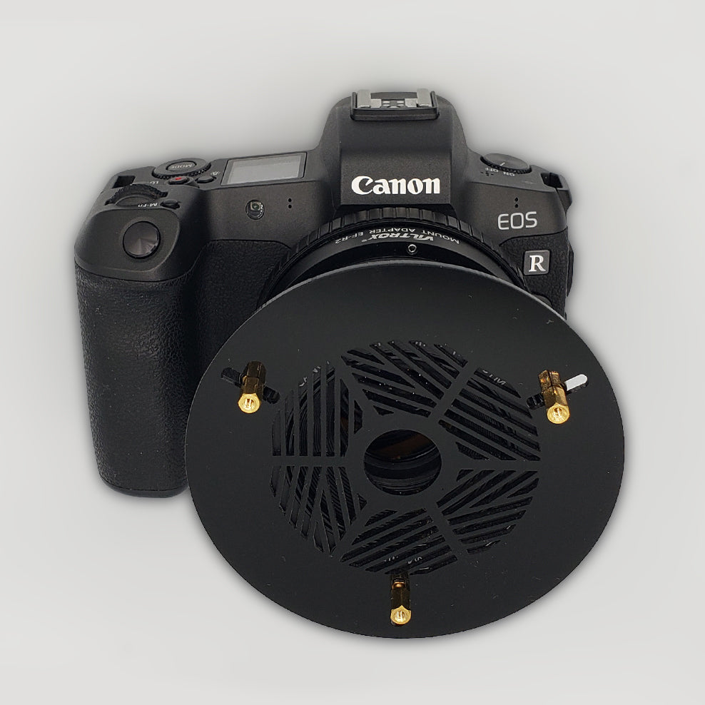 Tri-Bahtinov mask for focusing camera lenses and telescopes